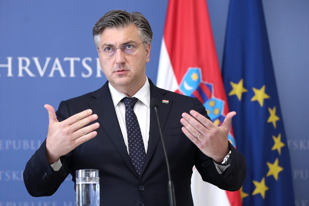 Zagreb: Andrej Plenković i Valdis Dombrovskis održali konferenciju za medije nakon sastanka