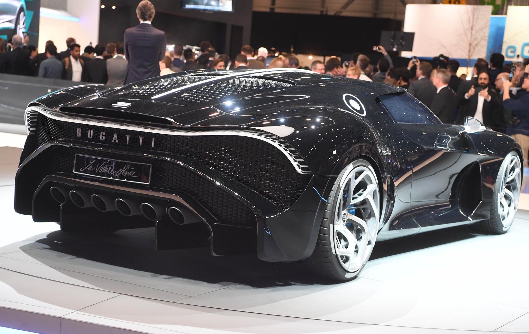 U svojoj garaži ima još i Bugatti Veyron, Bugatti Chiron, Ferrari F12, Mercedes-AMG S65 Coupe, Lamborghini Aventador, Rolls-Royce Ghost, nekoliko modela Audija,  Bentleya, Porschea...
