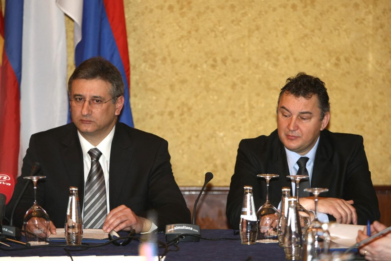 'Unutrasnja  12.01.2010.   Hrvatska, Zagreb, Trg Josipa Jurja Strossmayera 10, Hotel Palace. Konferencija ministara policije regije. Premijerka Jadranka Kosor svojim dolaskom i prigodnim govorom otvor