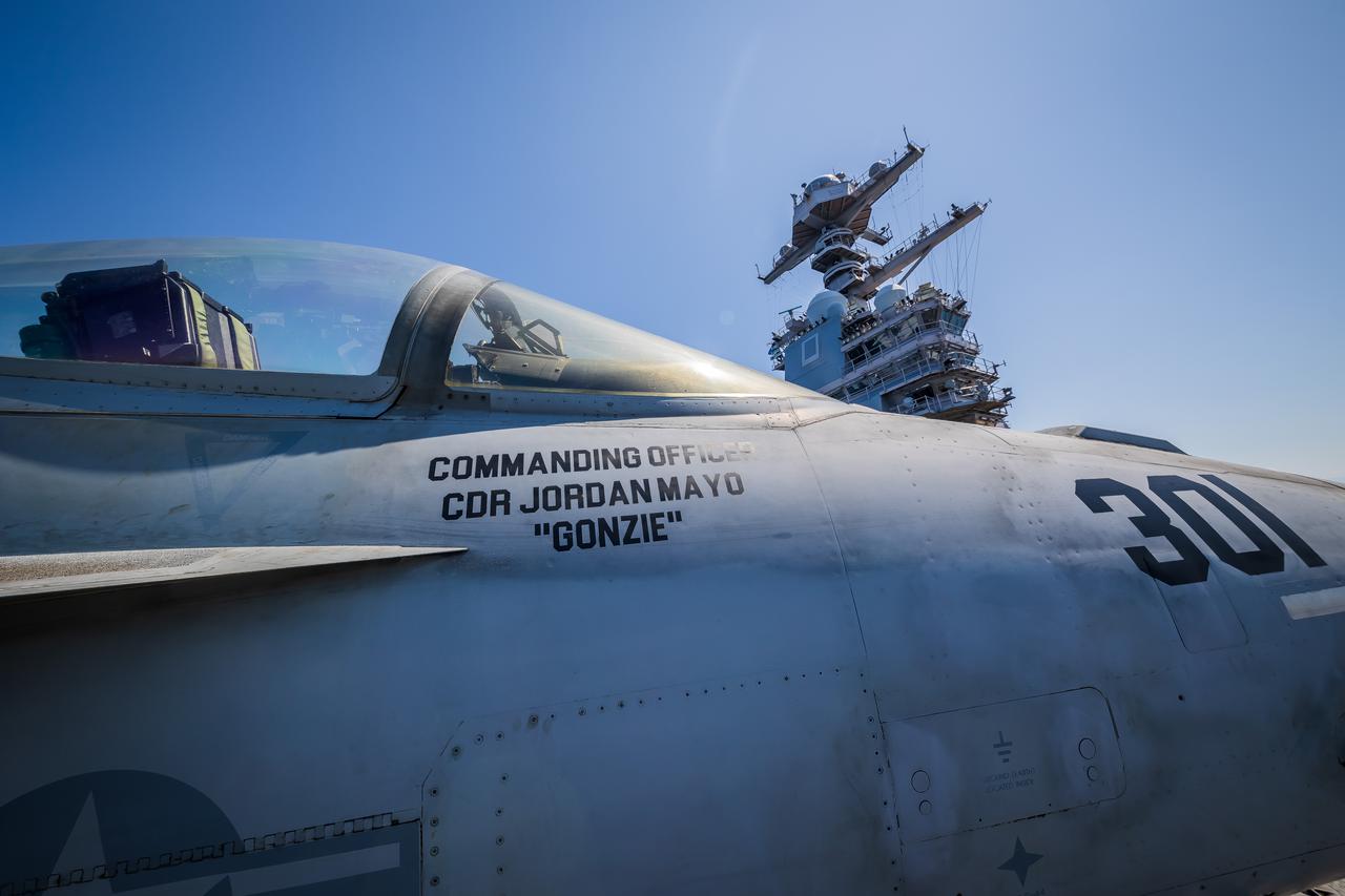 Posjetili smo američki nosač zrakoplova USS Gerald R. Ford koji je u jutarnjim satima stigao u Split