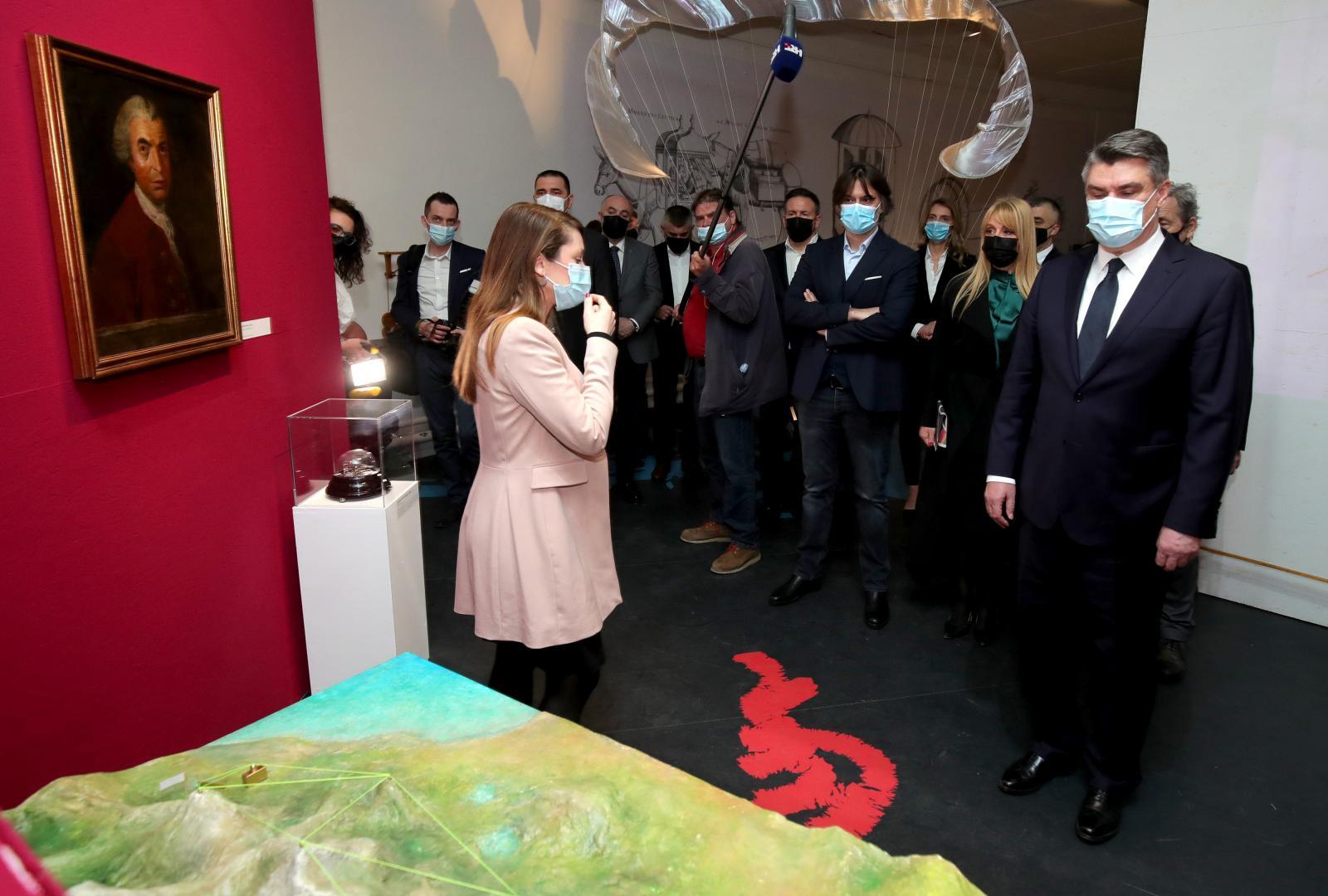 25.02.2021., Zagreb - Predsjednik Republike Zoran Milanovic obisao je multimedijsku izlozbu "Hrvatska svijetu" u Mestrovicevom paviljonu- Photo: Sanjin Strukic/PIXSELL