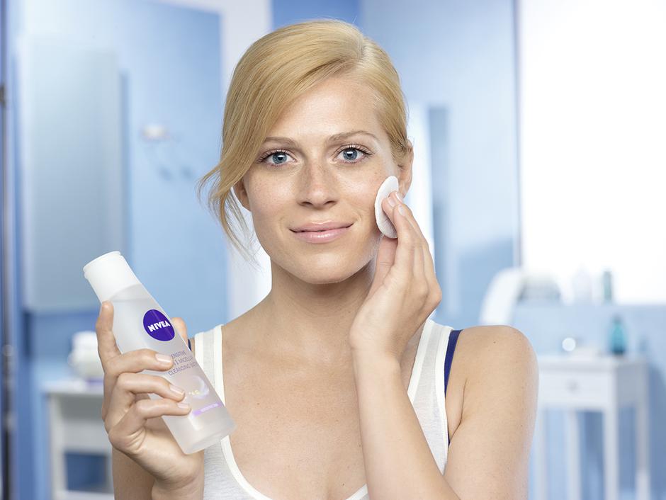 Nivea micelarna voda