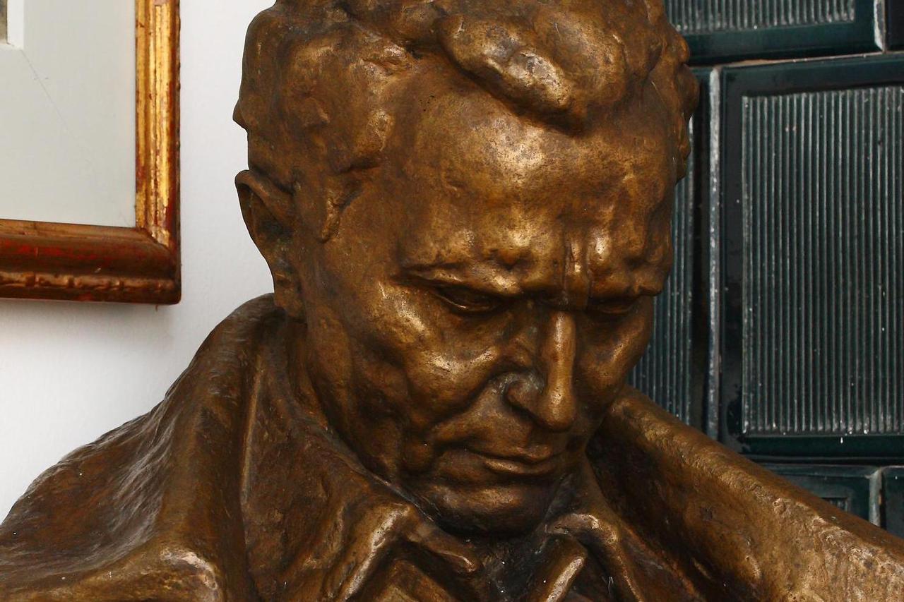 tito, bista