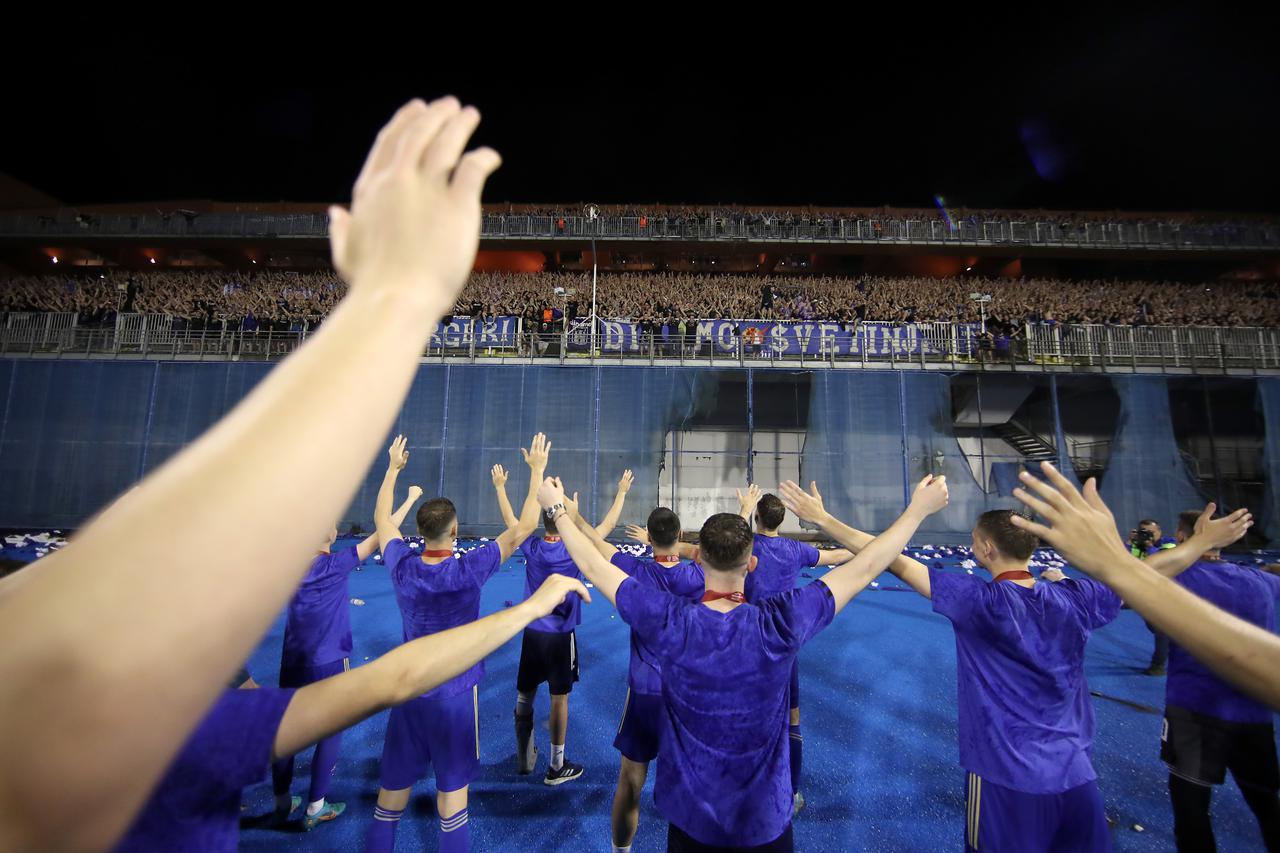 Dinamo podignuo pehar za nalov prvaka Hrvatske