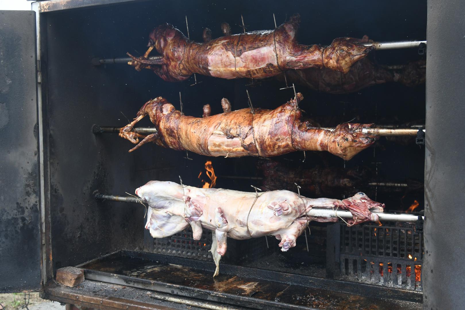 Tijekom tri dana trajanja sajma posjetitelji će imati priliku upoznati se s bogatom ponudom i tradicijom hrvatskog stočarstva te uživati u raznolikom programu koji naglašava važnost ove gospodarske grane.