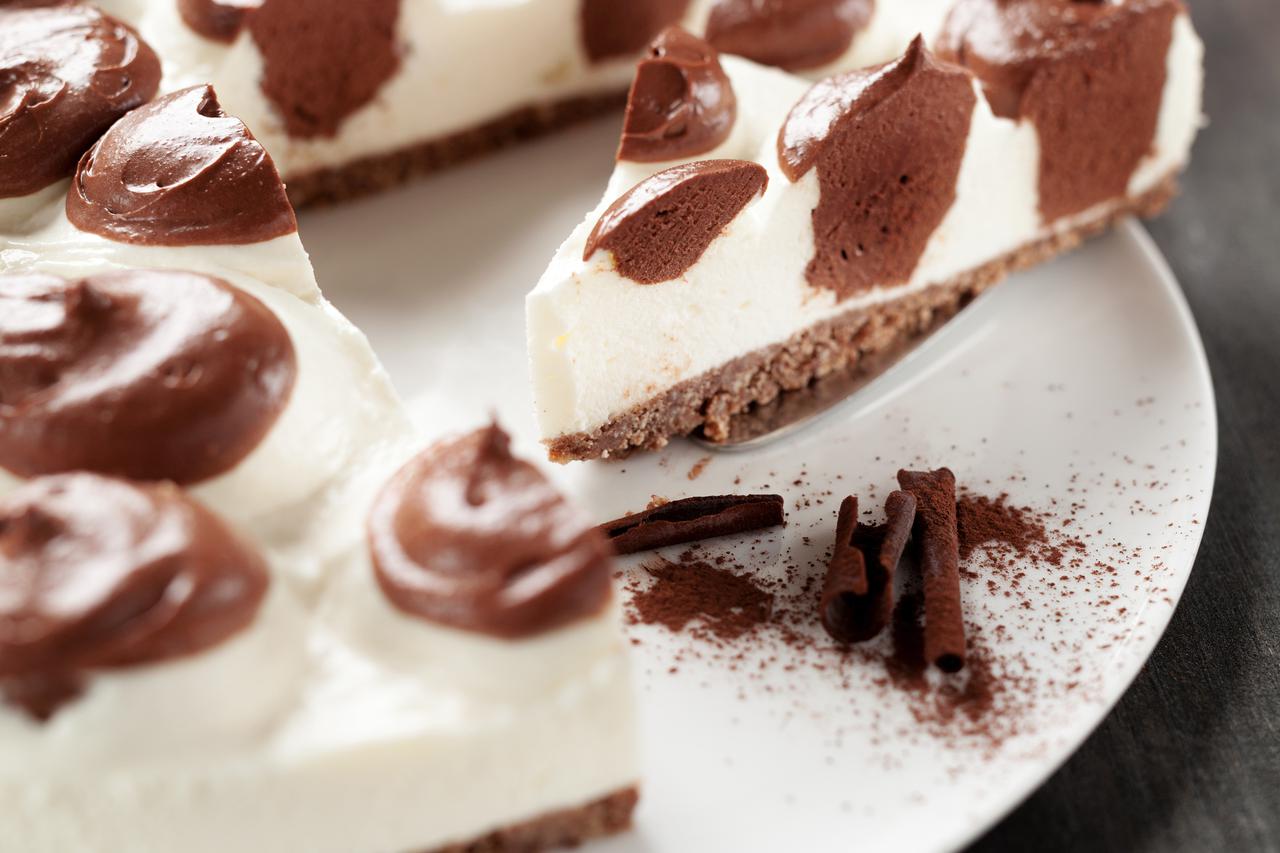 12.09.2014., Zagreb - Podravka, jelo cheesecake s cokoladnim lopticama  Photo: Danijel Berkovic/PIXSELL