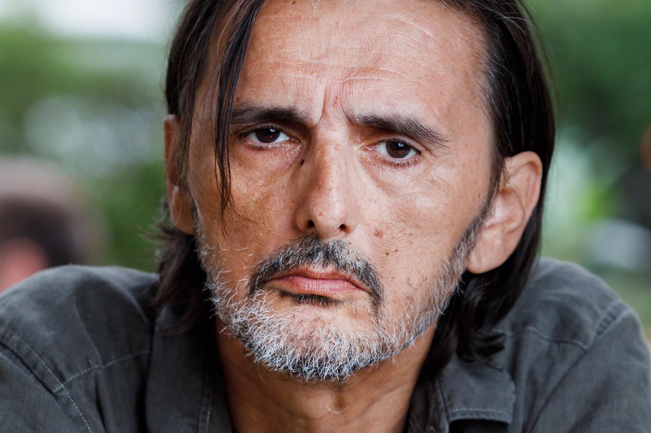 Zagreb: Pjevač Goran Bare