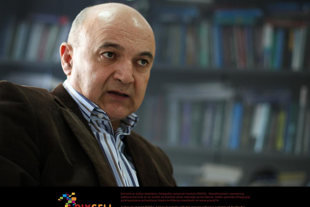 'SPECIJAL 24 SATA EXPRESS 30.01.2012., Zagreb - Ljubo Jurcic, predsjednik Hrvatskog drustva ekonomista. Photo: Jurica Galoic/PIXSELL'