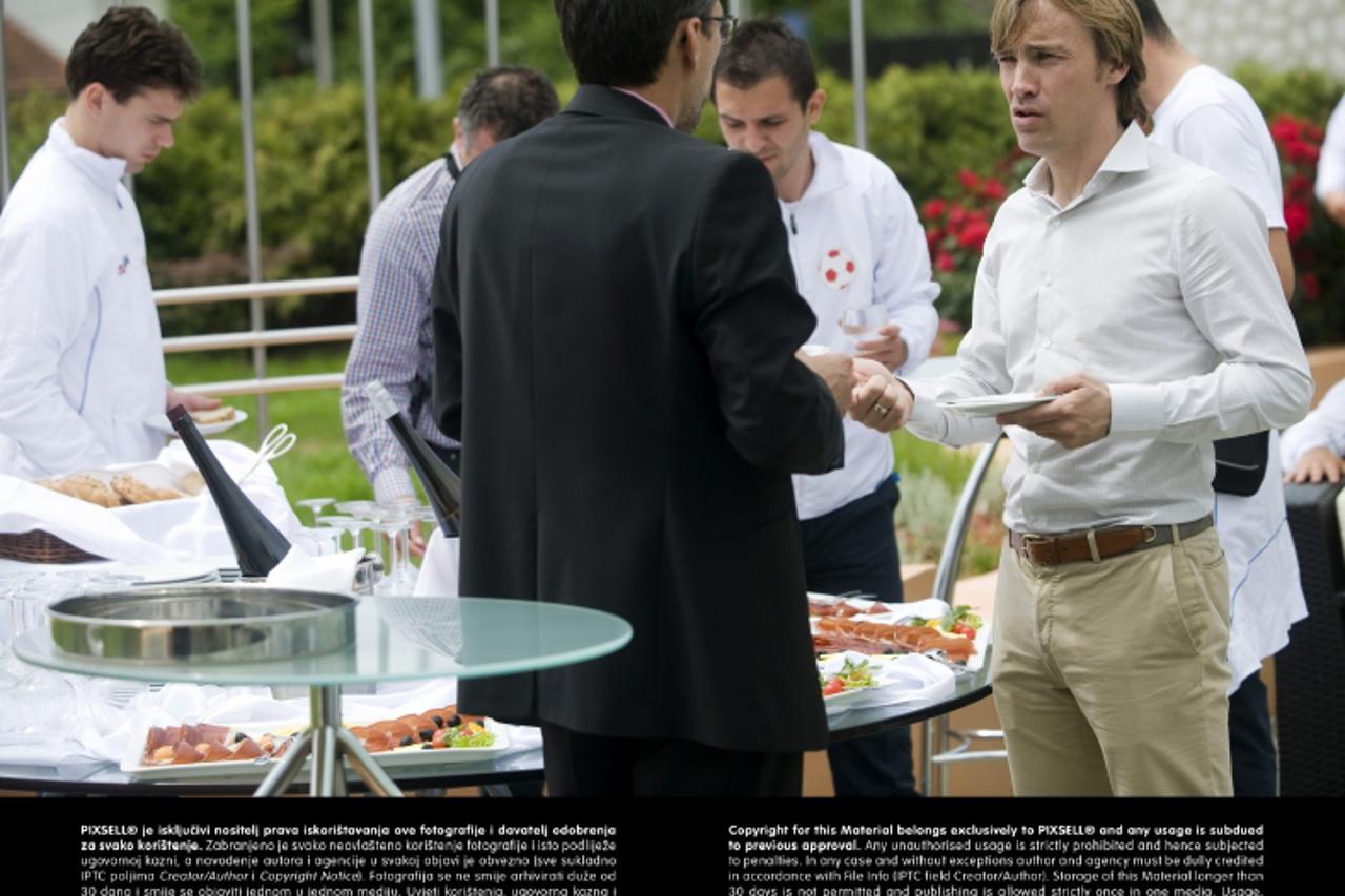 '10.06.2013., Zagreb - Okupljanje igraca koji nemaju ugovor HNL-a koje je organizirala Hrvatska udruga Nogometni sindikat u hotelu Phoenix. Dario Simic. Photo: Daniel Kasap/PIXSELL'