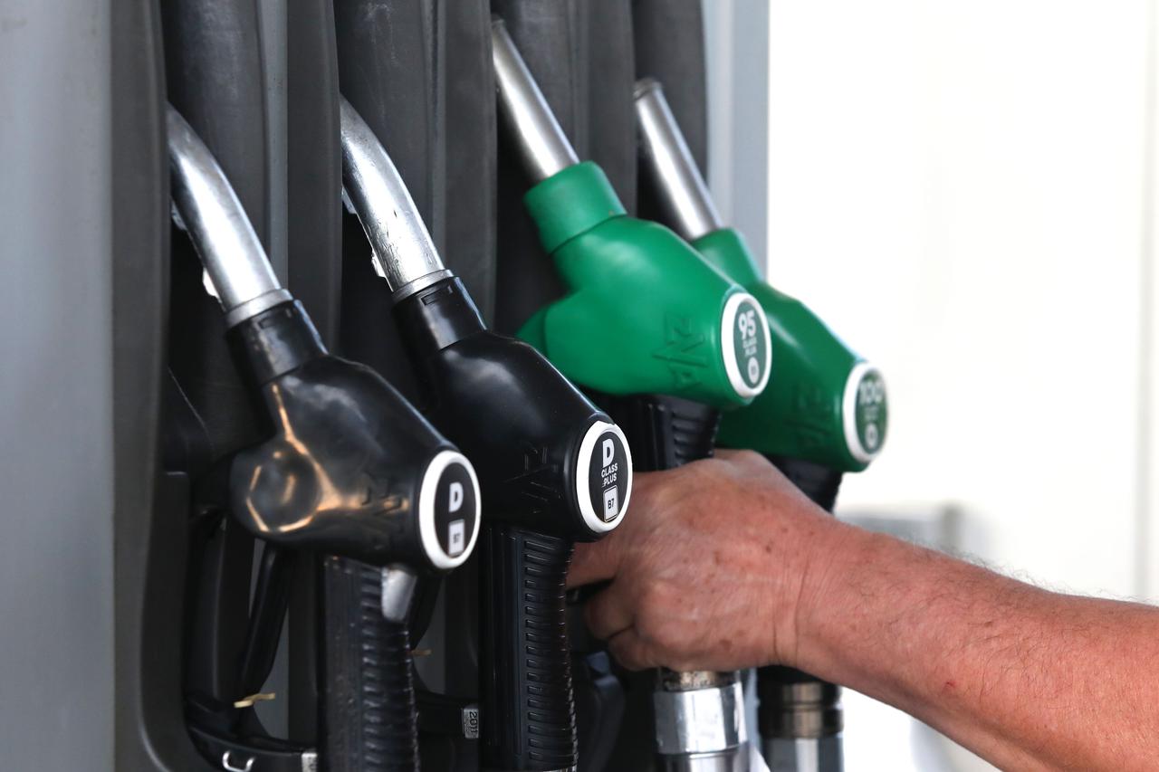 Šibenik: Od danas nove cijene goriva, i dizel i benzin jeftiniji