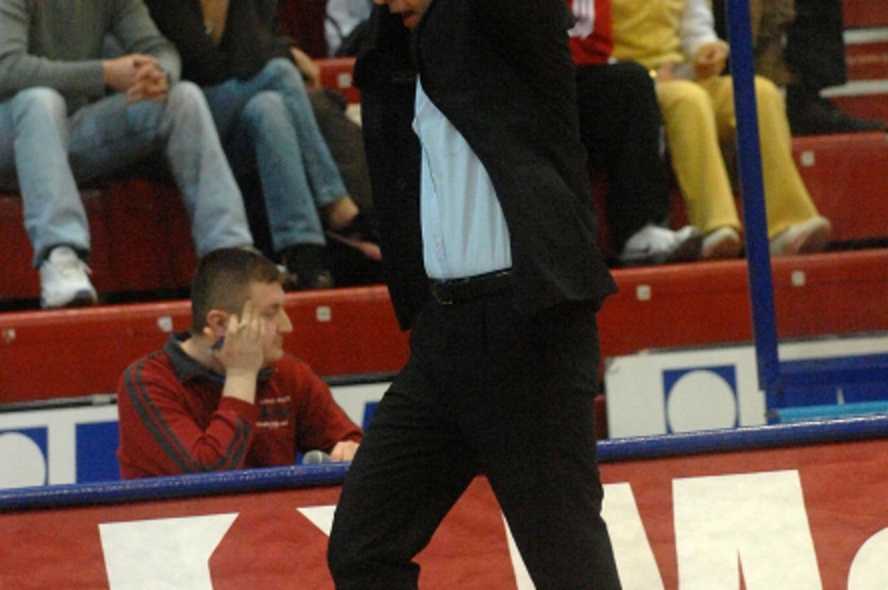 \'za sport.....27. 03. 2007. kosarkaski dom drazen petrovic/ polufinale uleb lige/ cibona-partizan/anzulovic snimio: zeljko hladika\'