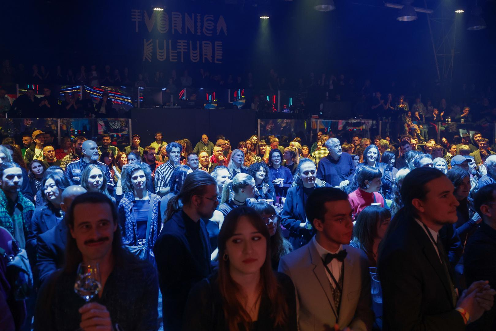 ABOP i M.O.R.T. kući odnose po dvije statue. ABOP su slavili u kategorijama Tportalova nagrada publike i Off&Off izvođač godine, dok su M.O.R.T. proglašeni Koncertnim izvođačem godine i Rock&Off izvođačem godine. „Boutique Pop, Vol. 1“ Mayalesa proglašen je Albumom godine, dok je titulu Pjesme godine osvojio Goran Bare zahvaljujući singlu „Moja jedina“. Rap&Off izvođač godine je Kandžija, Pop&Off izvođač godine su po mišljenju žirija ManGroove, a Chui kući odnosi statuu za Jazz&Off izvođača godine.