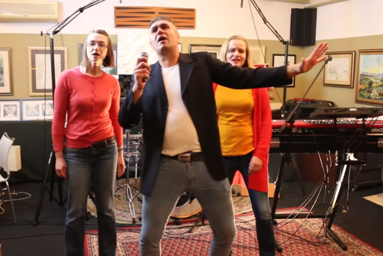 Prosvjeta BAND AID - Ne znam koji vjetar puse