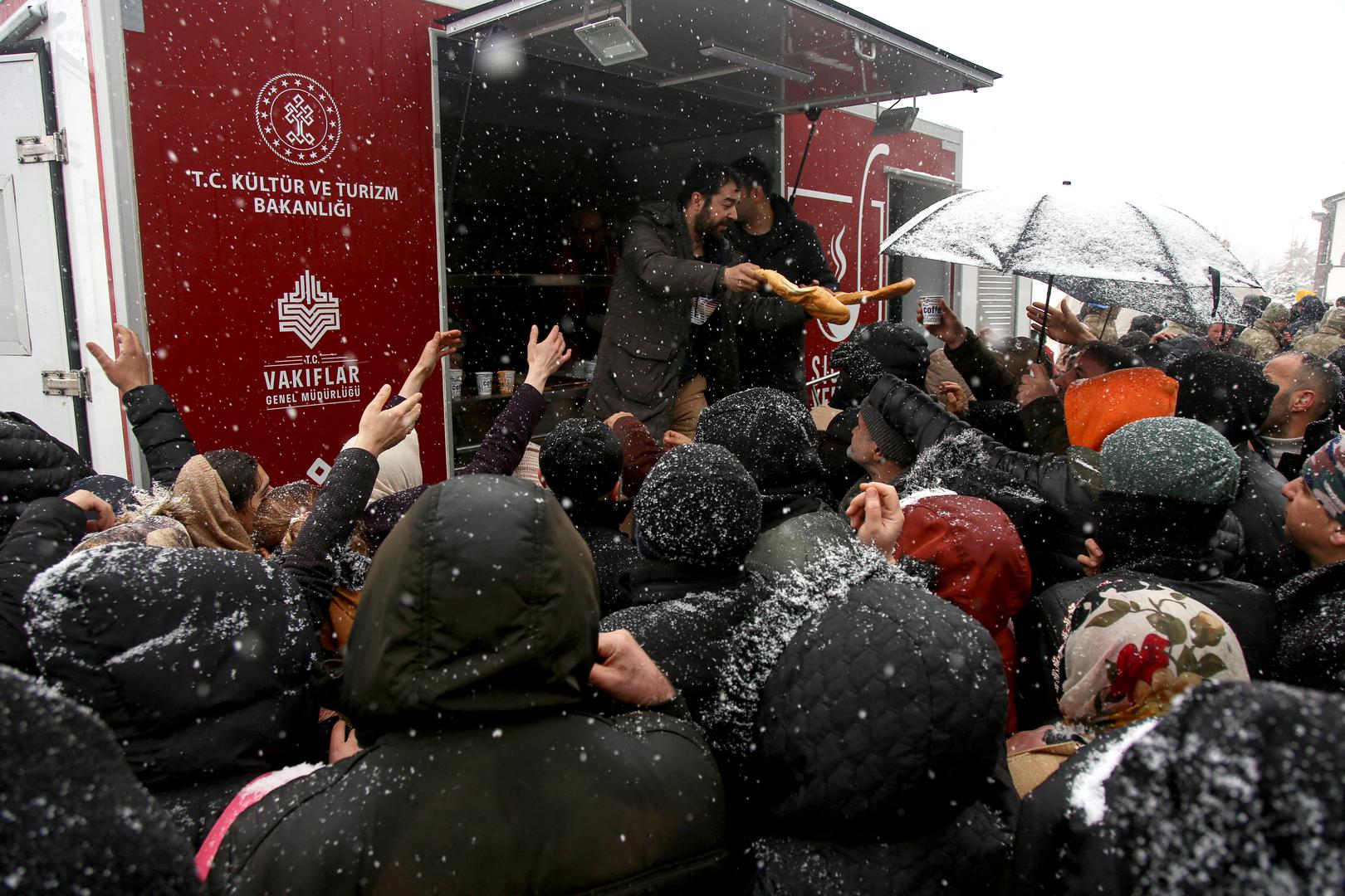 After An earthquake with a magnitude of 7.8 occurred in the Pazarcık district of Kahramanmaraş ruins on February 6, 2023 in Kahramanmaras, Turkey. An earthquake with a magnitude of 7.8 occurred in the Pazarcık district of Kahramanmaraş. The earthquake was felt in many provinces, especially in Gaziantep, Sivas, Hatay, Şanlıurfa, Mersin, Samsun and Trabzon. 10 provinces were destroyed. Turkey has issued a level 4 alarm. The alarm also contains the International help code. There are many dead and injured. There were 285 aftershocks, the largest of which was 6.6. 3381 people dead for now. 11.000 buildings collapsed. Hakan Akgun / Demiroren Visual Media/ABACAPRESS.COM Photo: Demiroren Visual Media/ABACA/ABACA