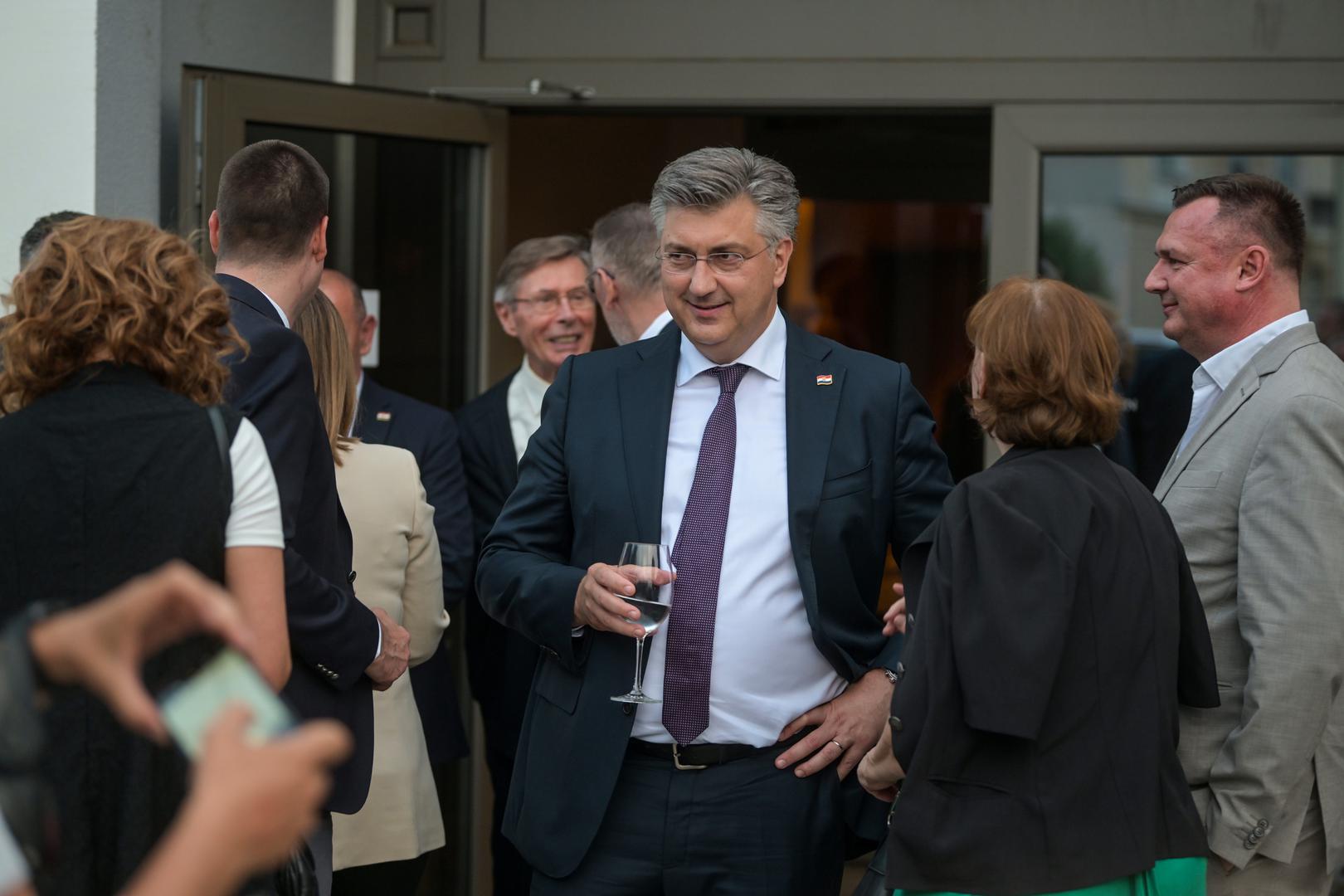 HDZ je dobio 34,60% glasova, što im osigurava šest mandata u Europskom parlamentu. Glavni nositelj njihove liste, Andrej Plenković, dobio je najveći broj preferencijalnih glasova  i to 101.789 glasova. 