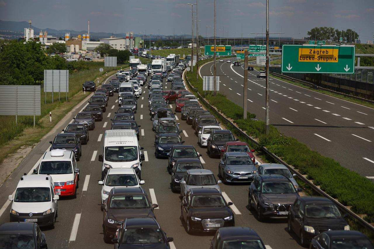 Zagreb: Velike gužve na Lučkom