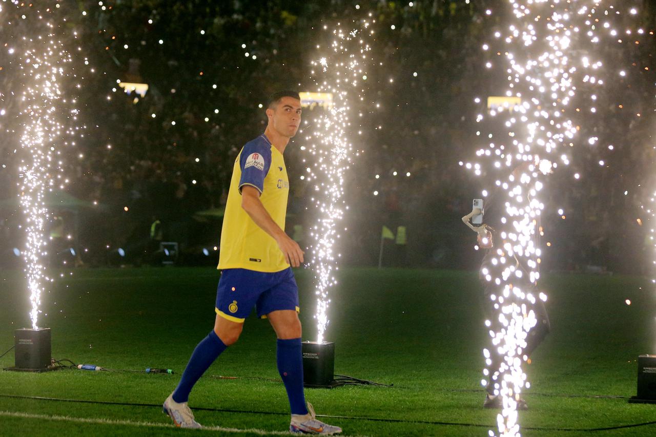 Al Nassr unveil new signing Cristiano Ronaldo