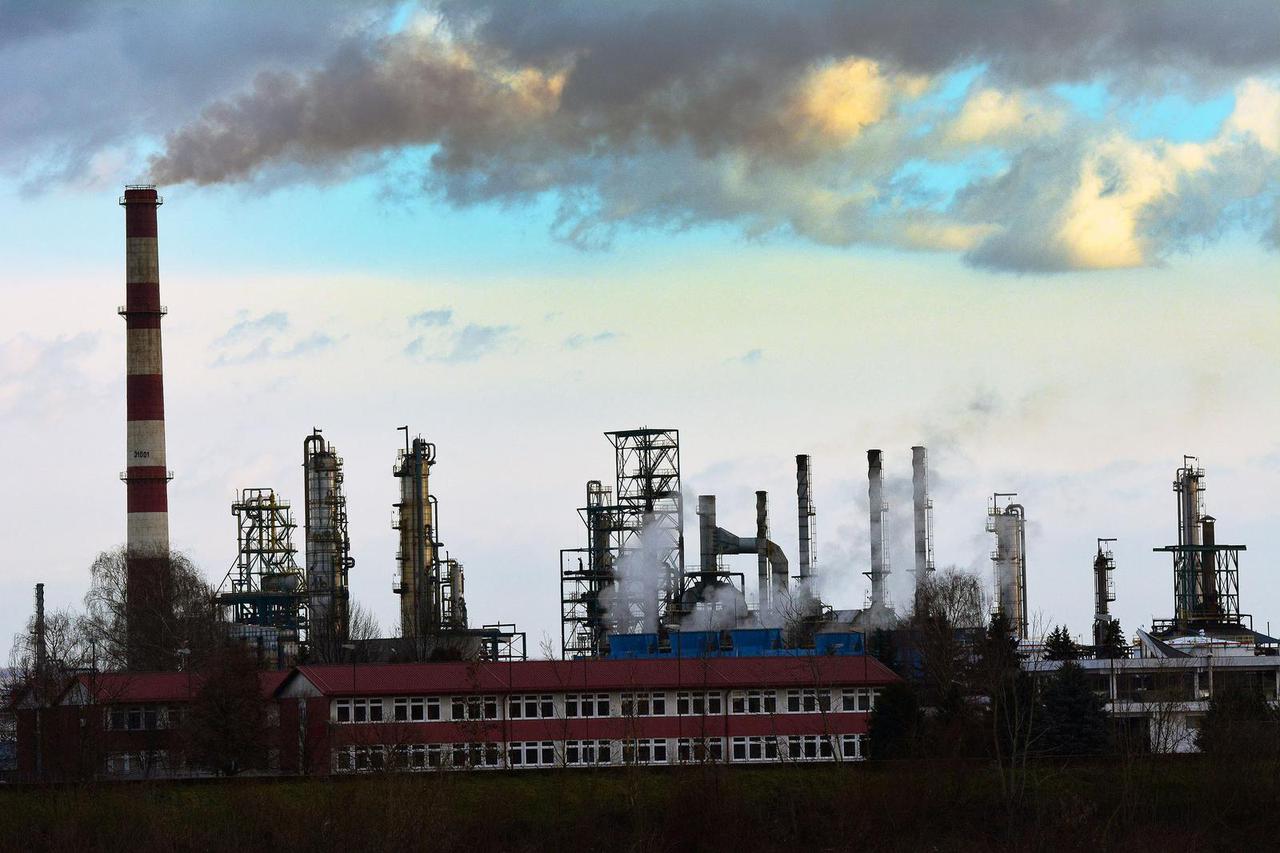 Rafinerija nafte u Bosanskom Brodu