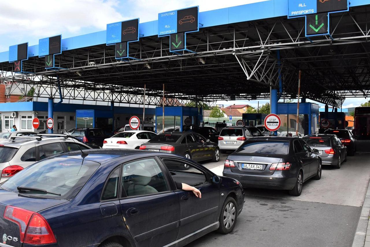 Gužve na graničnom prijelazu s BiH u Slavonskom Brodu