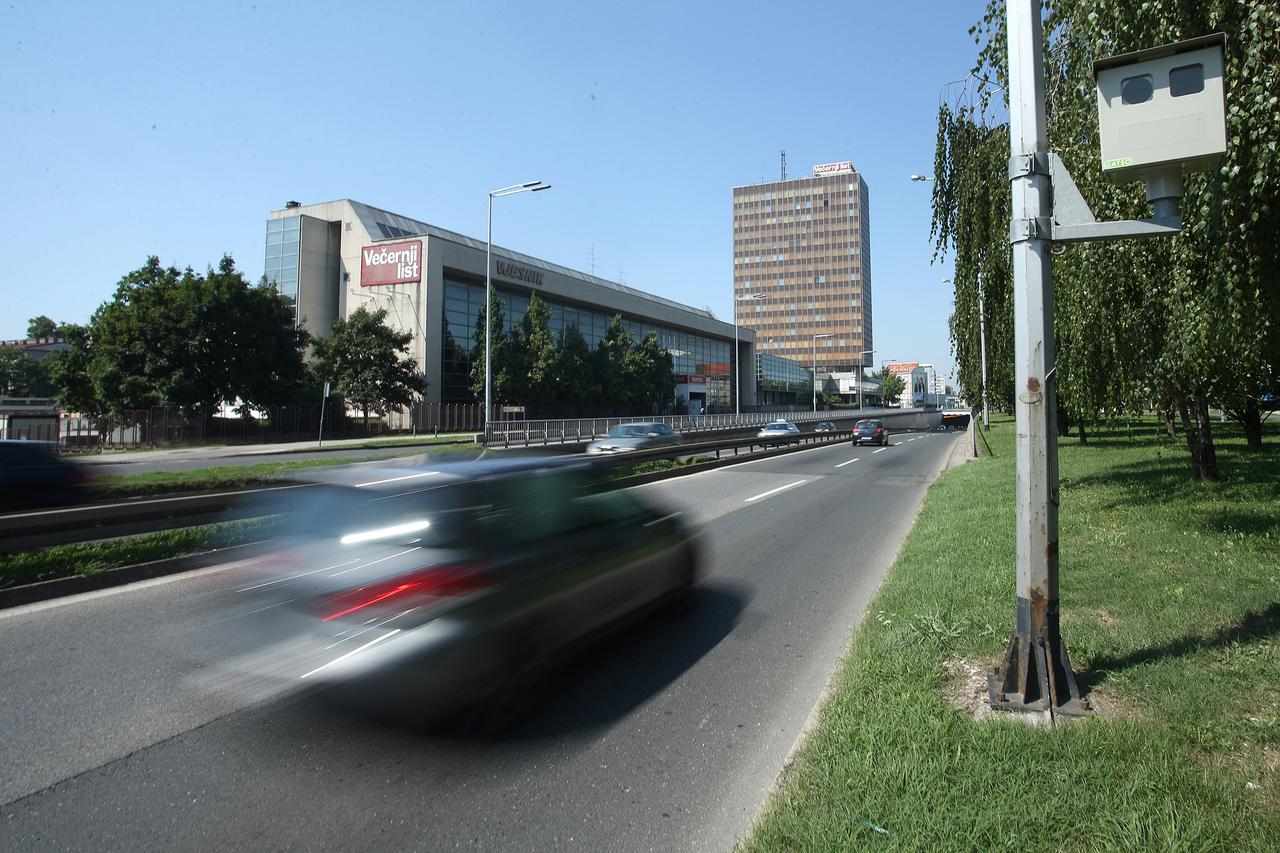 Zagreb: Fiksna kamera za mjerenje brzine na Slavonskoj aveniji 