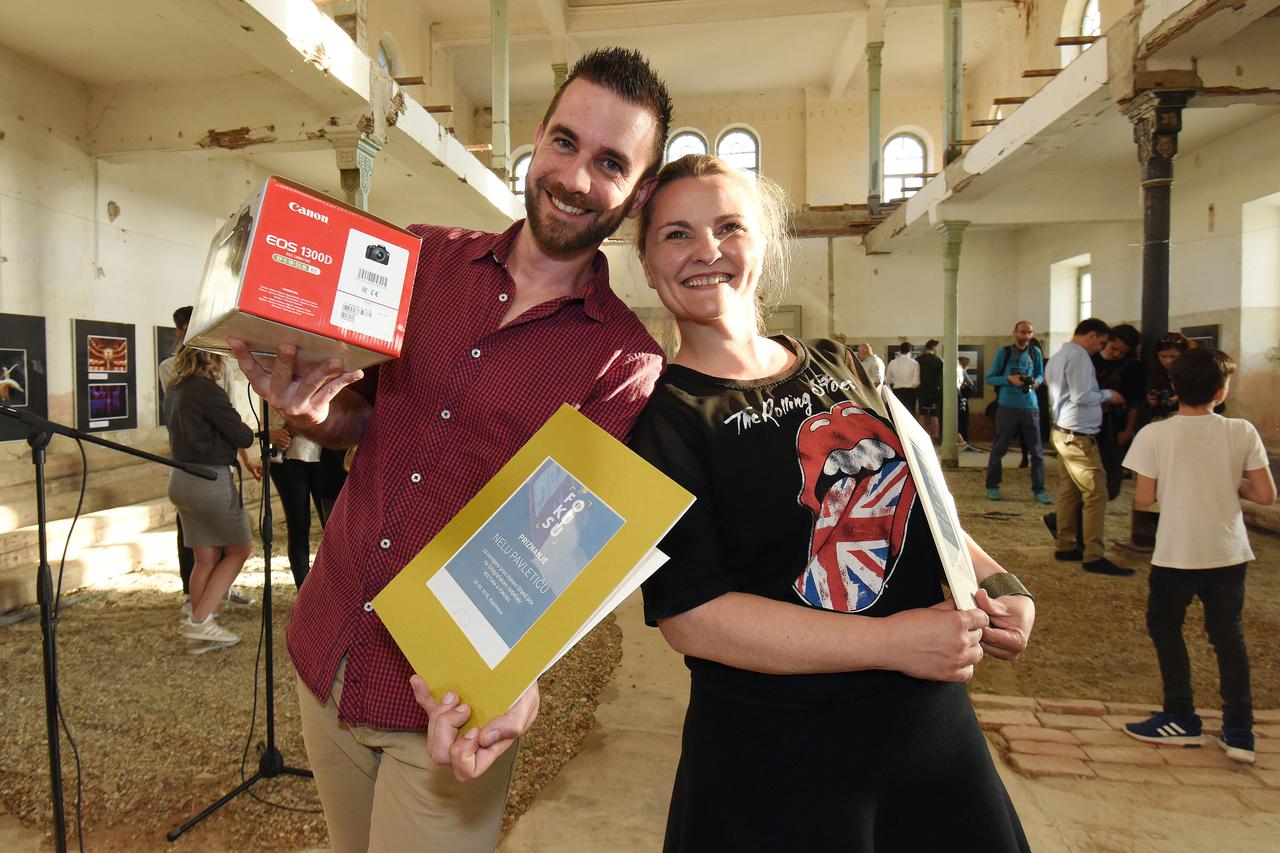 Nagrađeni Pixsellovci