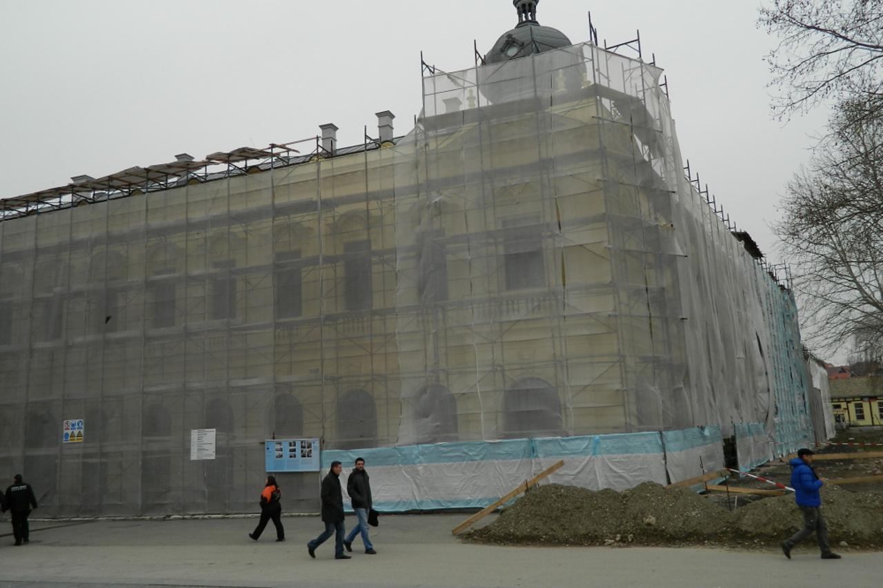 Vukovar, Radnički dom (1)