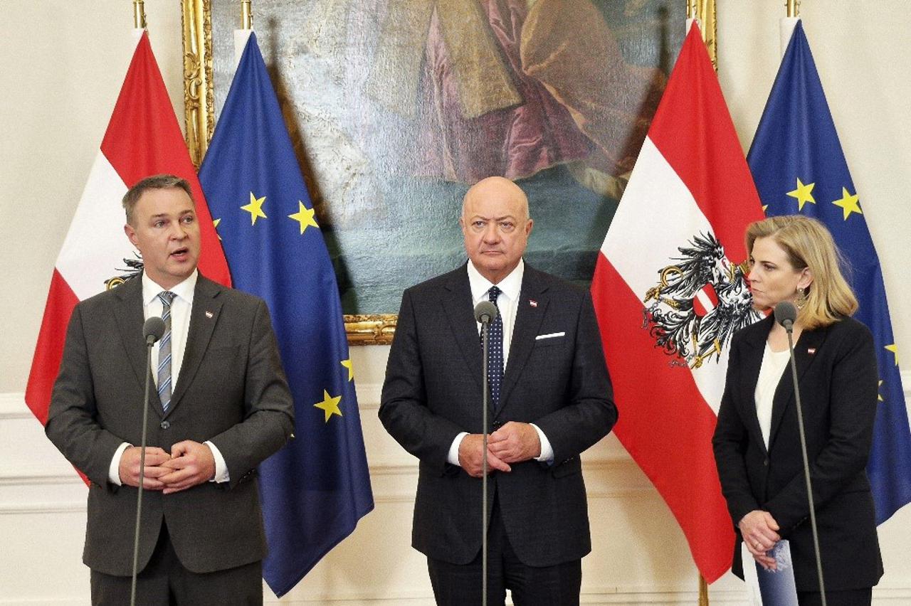 Potkancelar A. Babler, kancelar C. Stocker i šefica diplomacije B. Meinl-Reisinger
