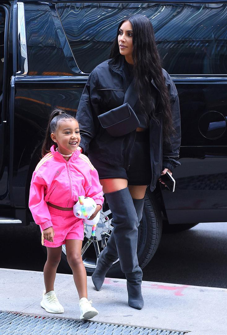 North West, kći reality zvijezde Kim Kardashian danas slavi peti rođendan, a mama je svoju princezu počastila izletom u New York povodom rođendana.