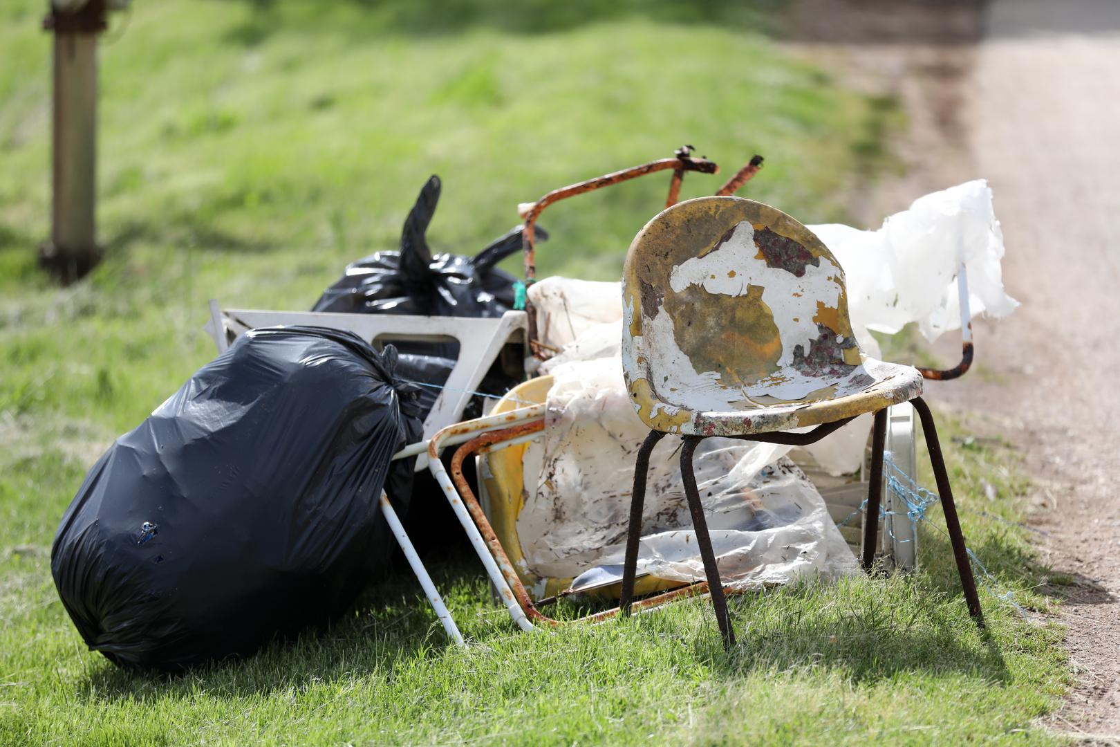 26.04.2025., Liznjan - Liznjansko se priobalje cistilo u sklopu ekoloske akcije Rezolucija Zemlja 2025. Photo: Sasa Miljevic/PIXSELL
