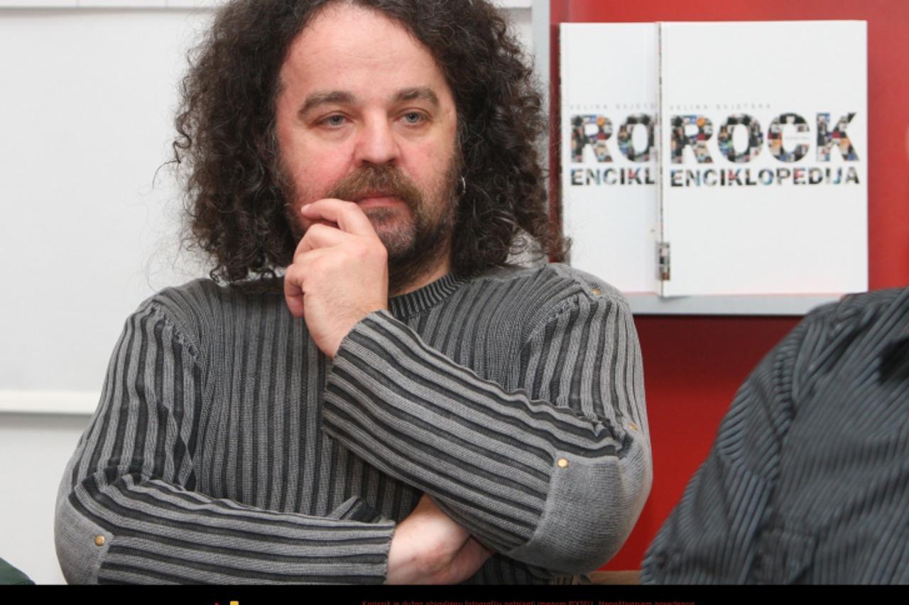 '23.03.2010., Zagreb - Promocija knjige Ivane Simic Bodrozic Hotel Zagorje u knjizari Profil. Miljenko Jergovic.  photo: Petar Glebov/PIXSELL'