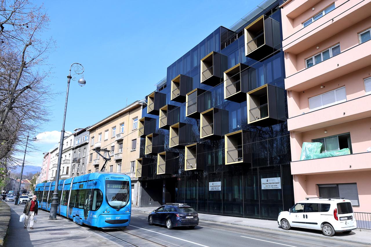 Zagreb: Zgrada u Ulici Ribnjak 26