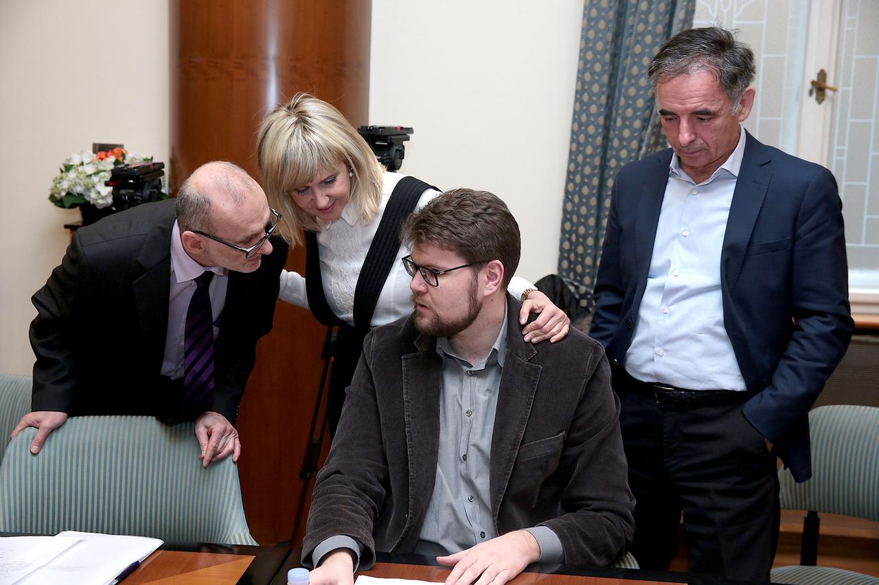 12.02.2016., Zagreb - U Saboru odrzana sjednica Odbora za ustav, poslovnik i politicki sustav. Robert Podolnjak , Ingrid Anticevic Marinovic , Pedja Grbin , Milorad Pupovac.  Photo: Patrik Macek/PIXSELL