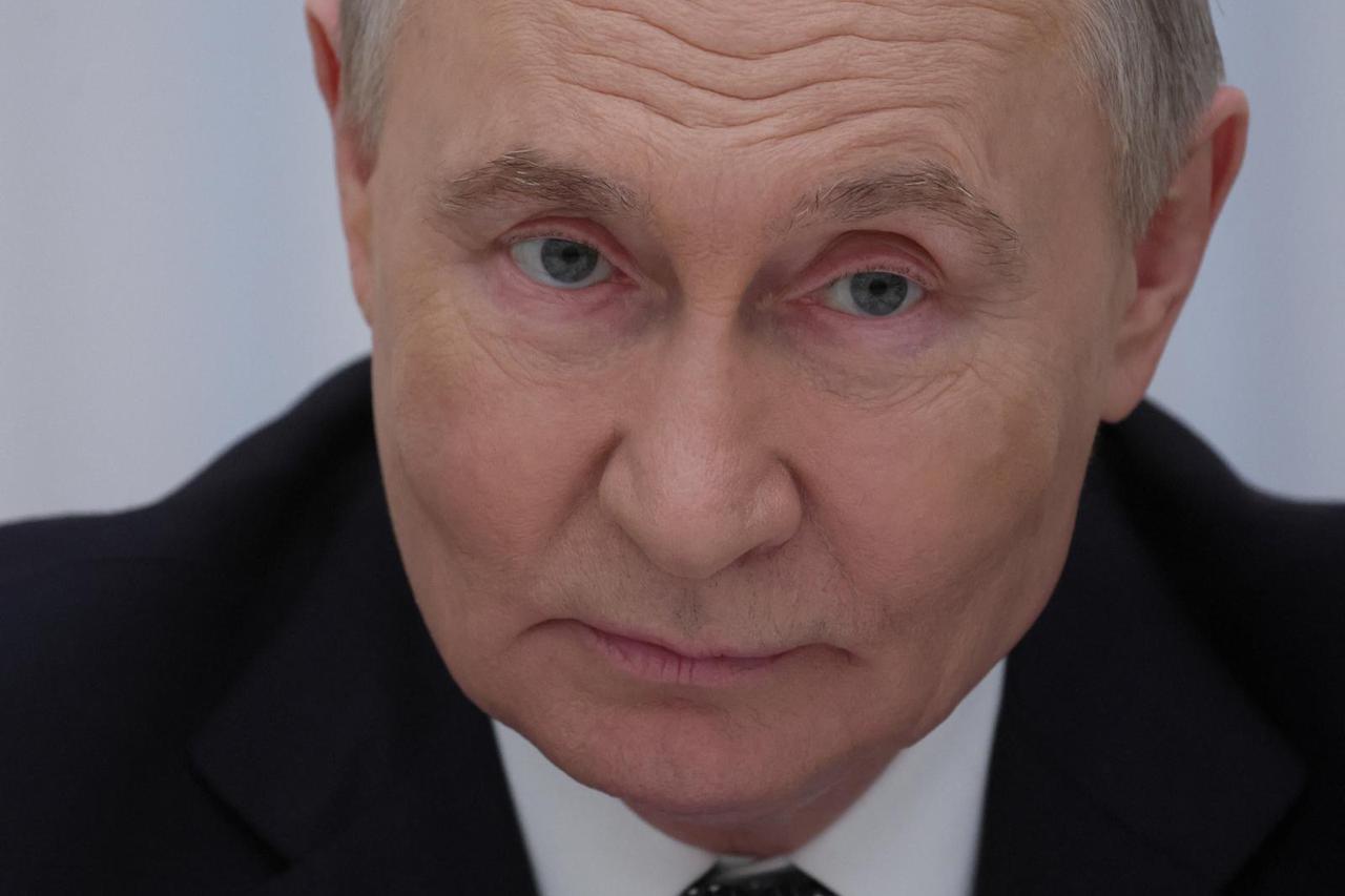 Russian President Vladimir Putin meets with Vietnamese Prime Minister Pham Minh Chinh in Moscow