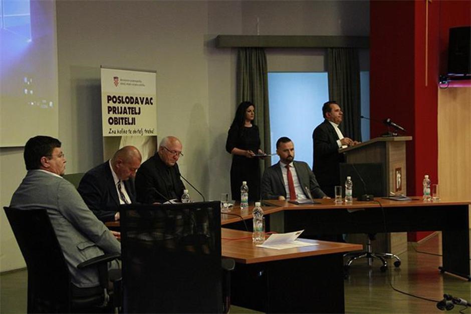 Doprinos jedinica lokalne i područne (regionalne) samouprave demografskoj revitalizaciji Slavonije, Baranje i Srijema