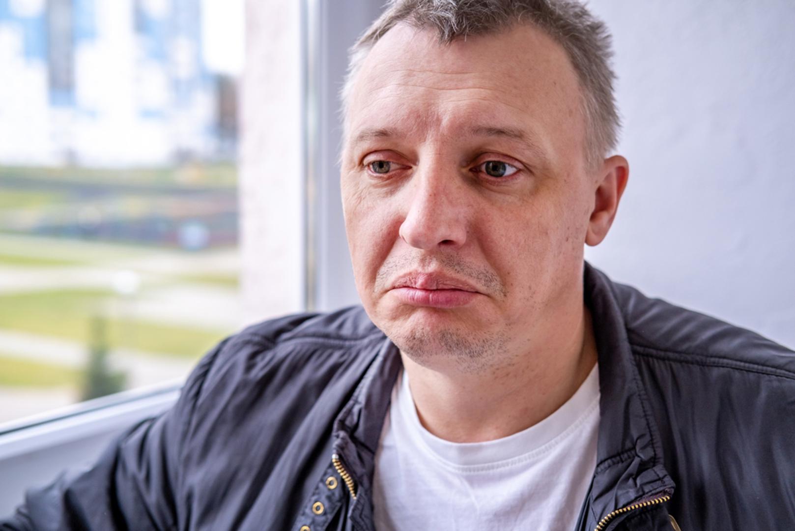 Ribe: Ribe često donose odluke iz emocije i iskrene želje da im bude bolje, mirnije i ljepše. Ali, kad dođe prva prepreka, loš dan ili pad motivacije, njihova volja zna otplivati zajedno s raspoloženjem. Ako se odluka ne veže uz jasnu strukturu i podršku okoline, Ribe se lako vrate starim navikama, uz rečenicu: 'Ma nije trenutak, krenut ću kad se posložim.'