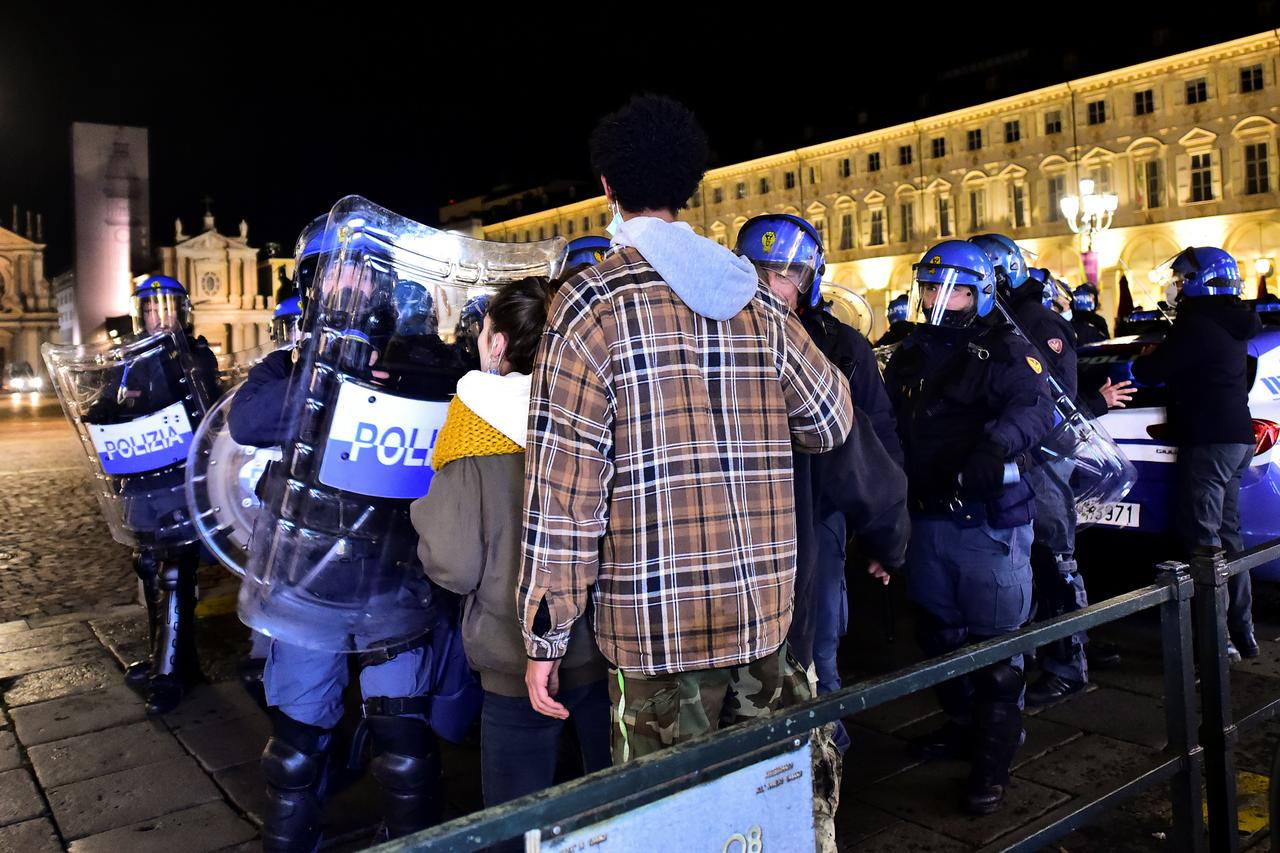 Prosvjedi u Italiji zbog novih mjera