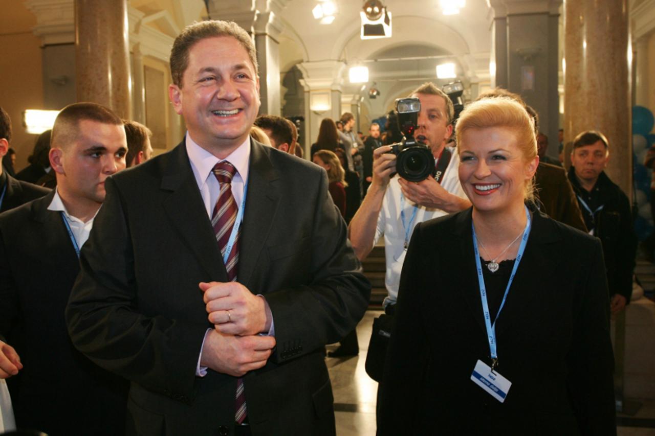 '25.11.2007., Zagreb - Kolinda Grabar - Kitarovic, ministrica vanjskih poslova i europskih integracija, i ministar zdravstva Neven Ljubicic u izbornom stozeru HDZ-a. Photo: Davor Puklavec/PIXSELL'