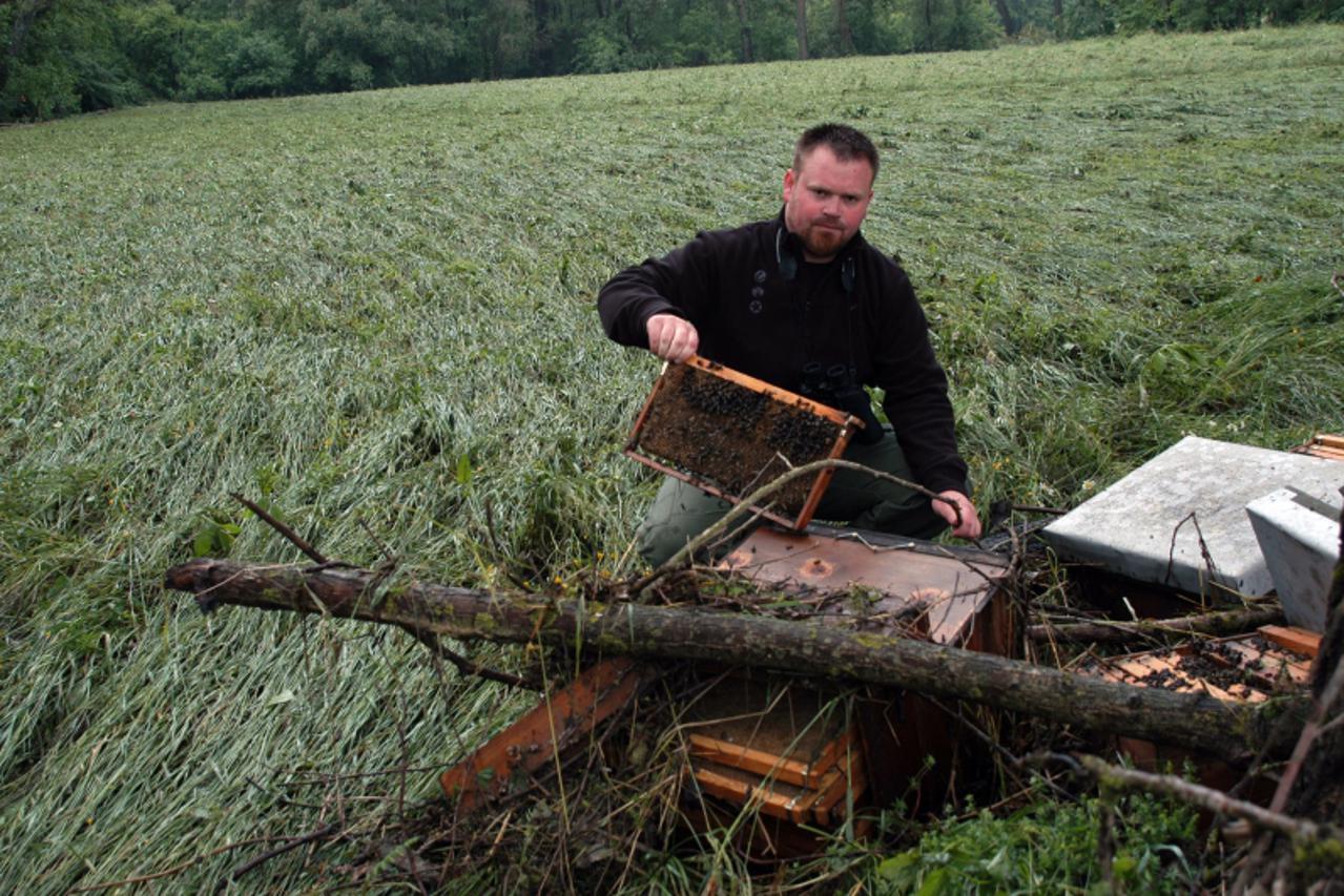 'Podravina-bilogora, 18.5.2010. Grubisno Polje, Prema dosadanjim iskustvima, I. Vujevic ocekuje malo novca na ime odstete iz drzavne blagajne Snimio: MIchel Palijan / VLM'