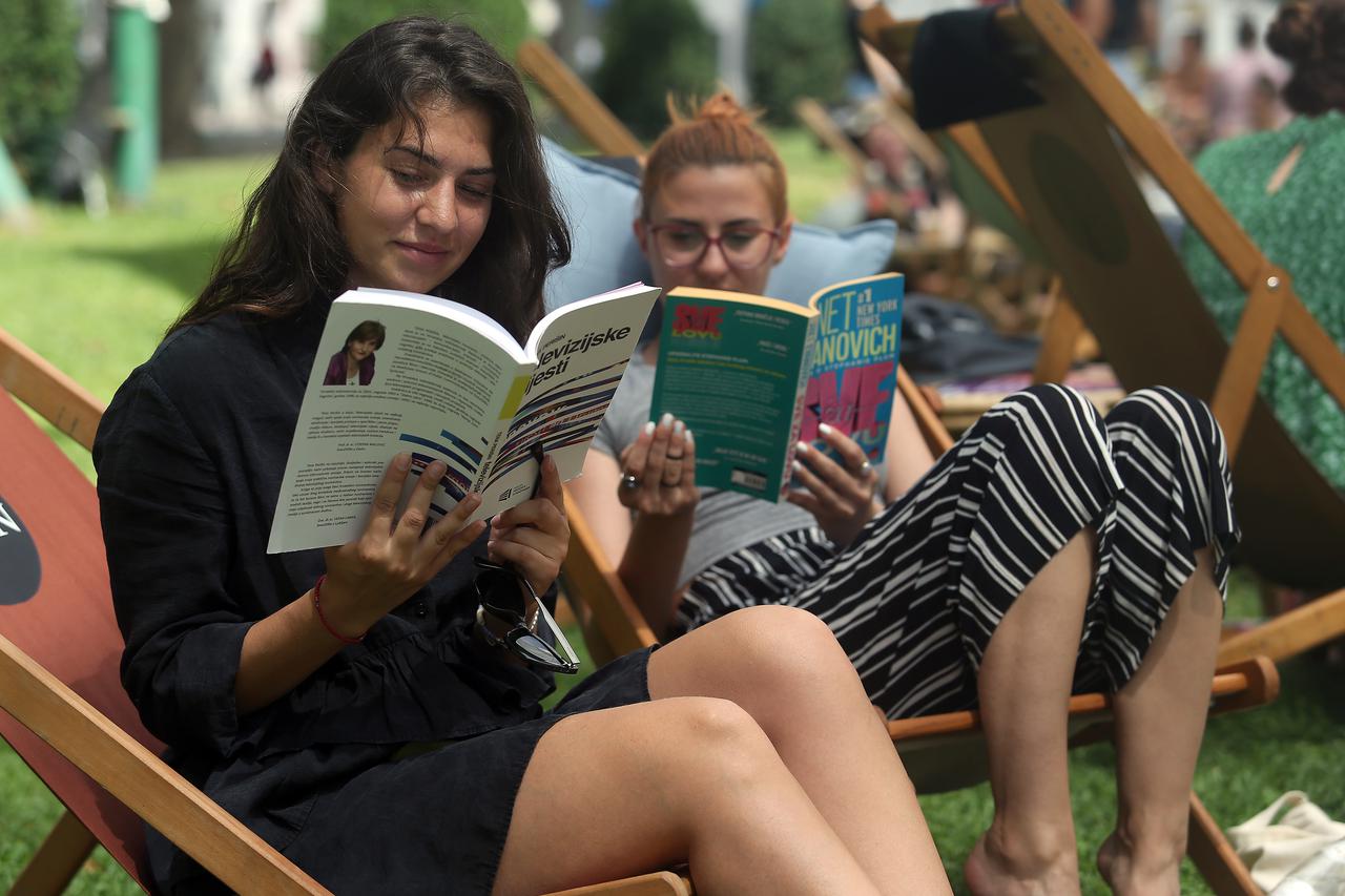 More knjiga na Zrinjevcu