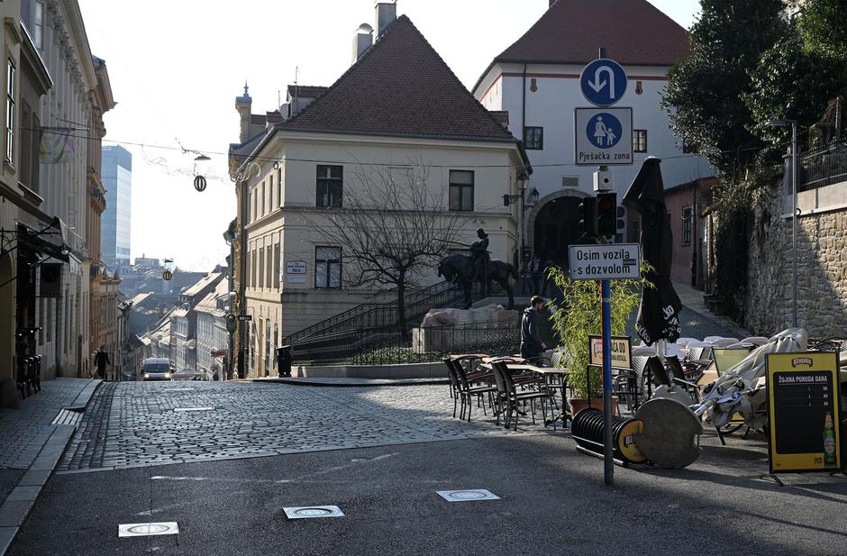 Nitko ne poštuje pješačke zone u Zagrebu
