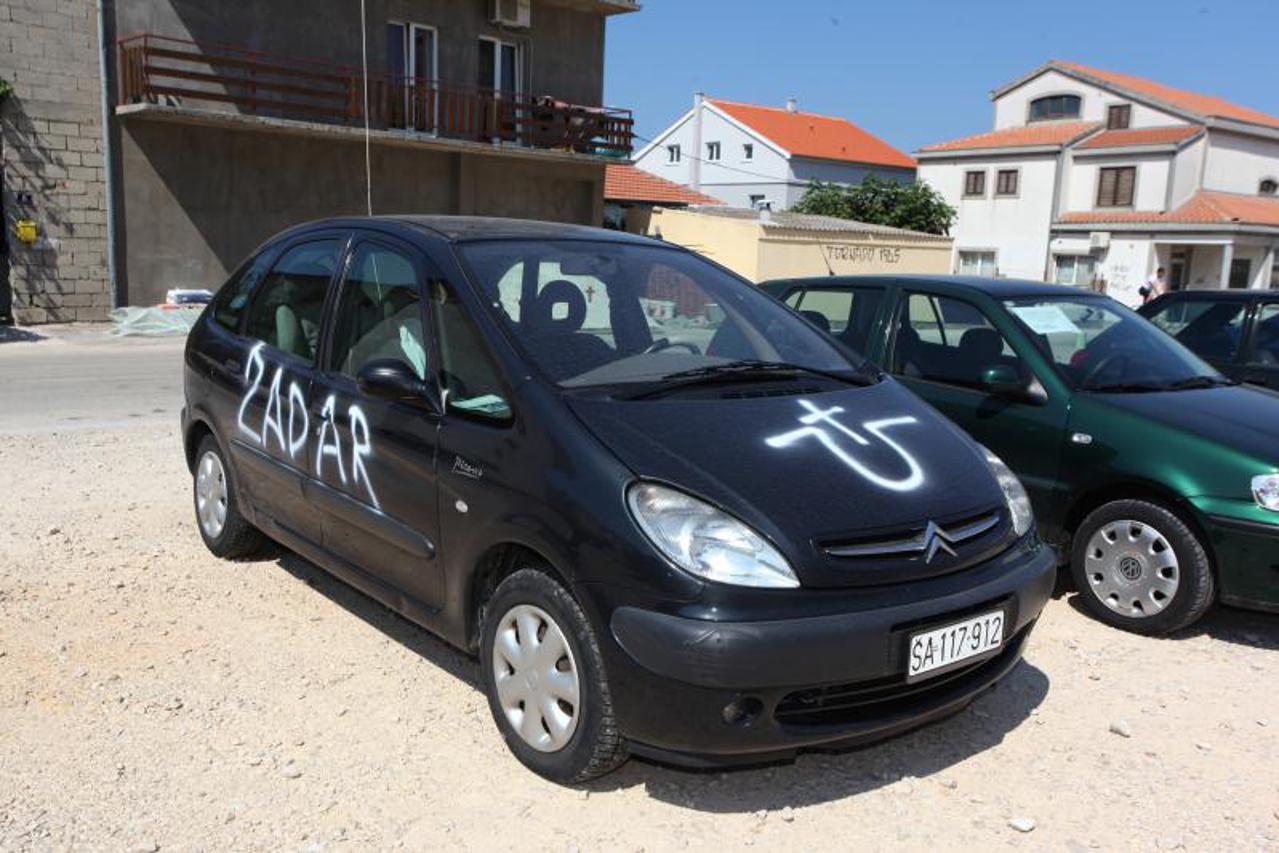 išaran auto, šteta, ustaše (1)