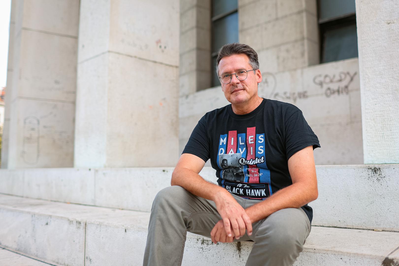 dr. sc. Ivor Janković