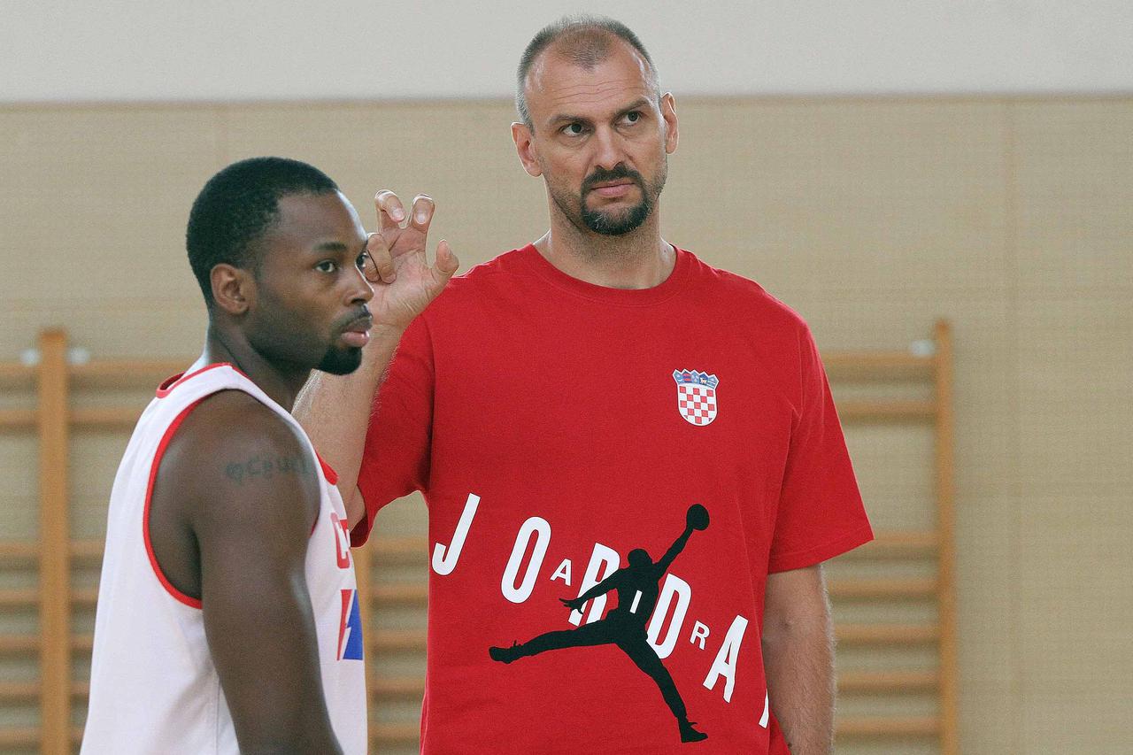 30.07.2014., Toplice Sveti Martin, Sveti Martin na Muri - Trening hrvatske kosarkaske reprezentacije. Oliver Lafayette, Zan Tabak.  Photo: Vjeran Zganec Rogulja/PIXSELL