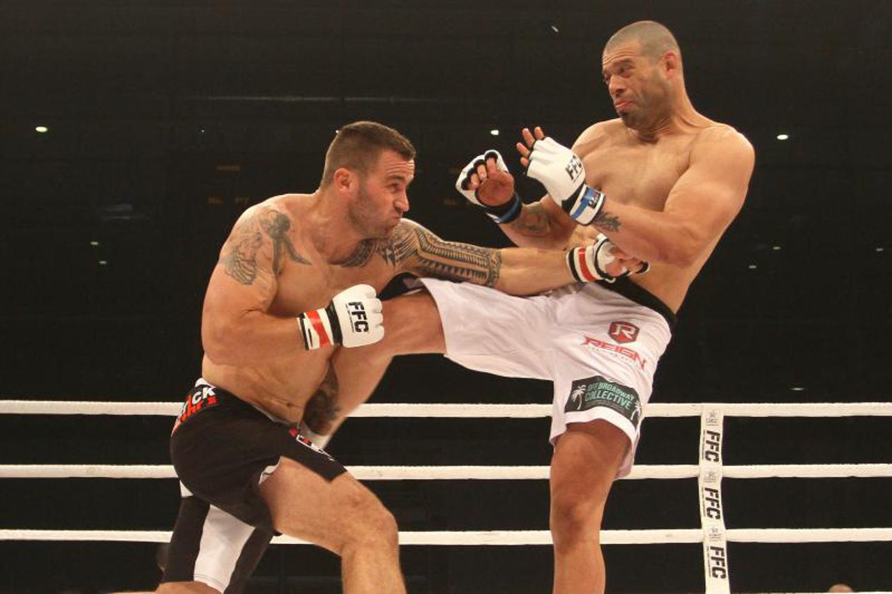 Stipe Bekavac vs Eddie Sanchez