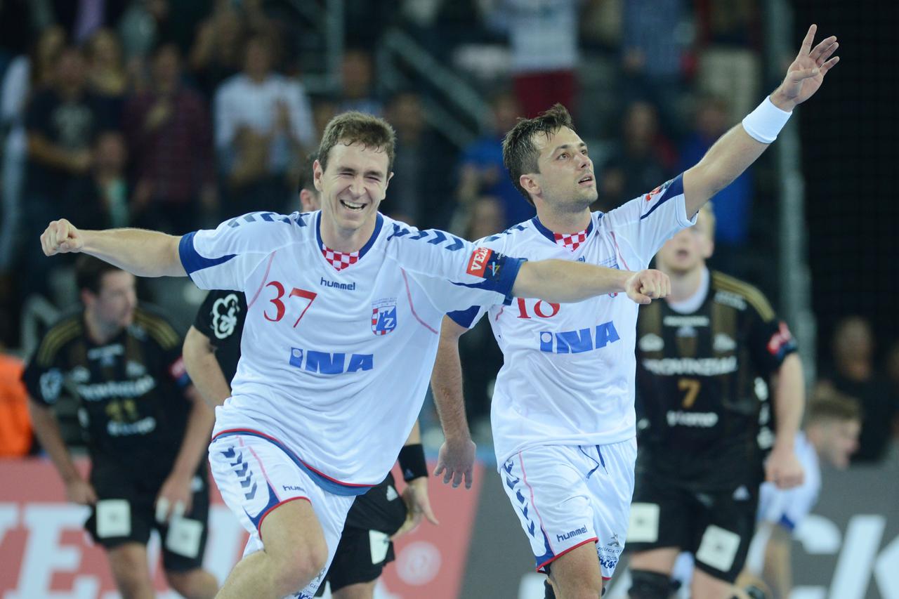 28.09.2014., Arena Zagreb, Zagreb - EHF Liga prvaka, skupina A, 1. kolo, RK PPD Zagreb - THW Kiel. Sandro Obranovic, Zlatko Horvat.  Photo: Marko Lukunic/PIXSELL