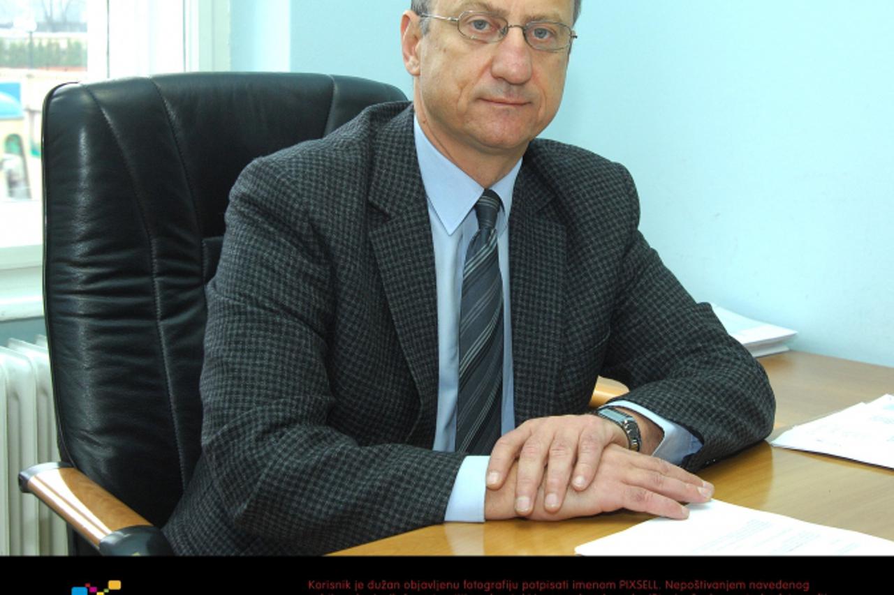 '14.12.2006., Zagreb - Sime Luketin, predsjednik Uprave Credo banke.  Photo: Patrik Macek/PIXSELL'