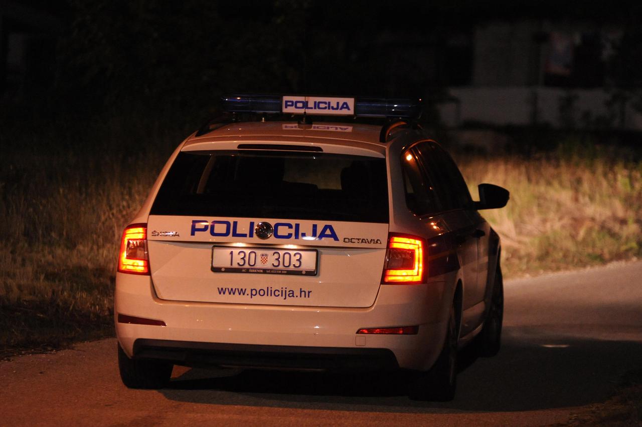 policijski auto