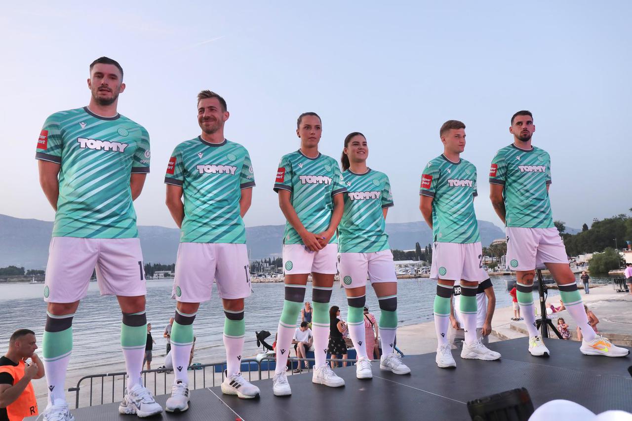 Split: HNK Hajduk predstavio novi treći dres koji je u skladu s Eko kampanjom