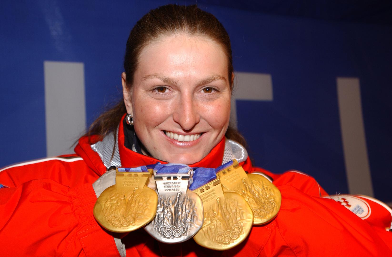 Janica je s četiri olimpijska zlata i dva srebra ujedno i najuspješnija alpska skijašica 