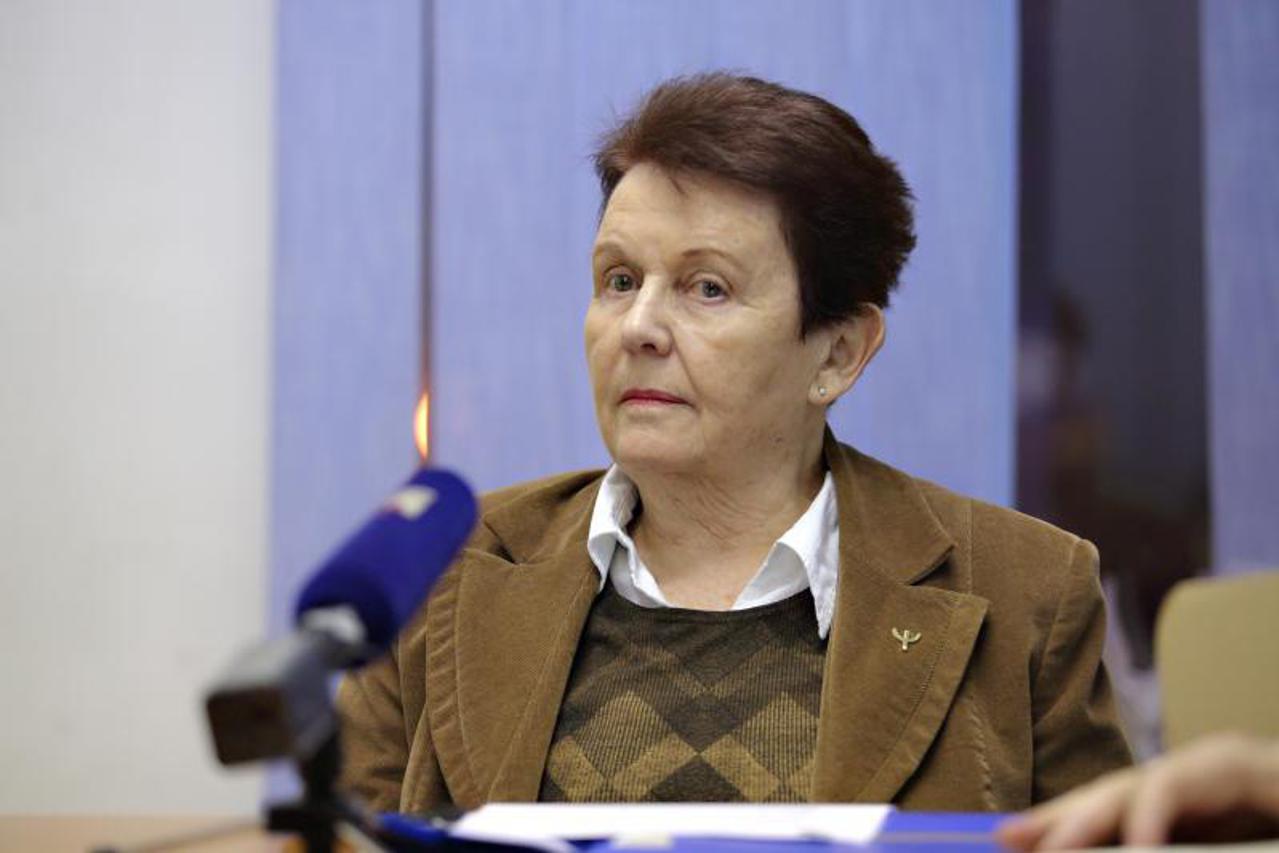 Mirjana Krizmanić, budnica za nezaposlene, tribina (1)